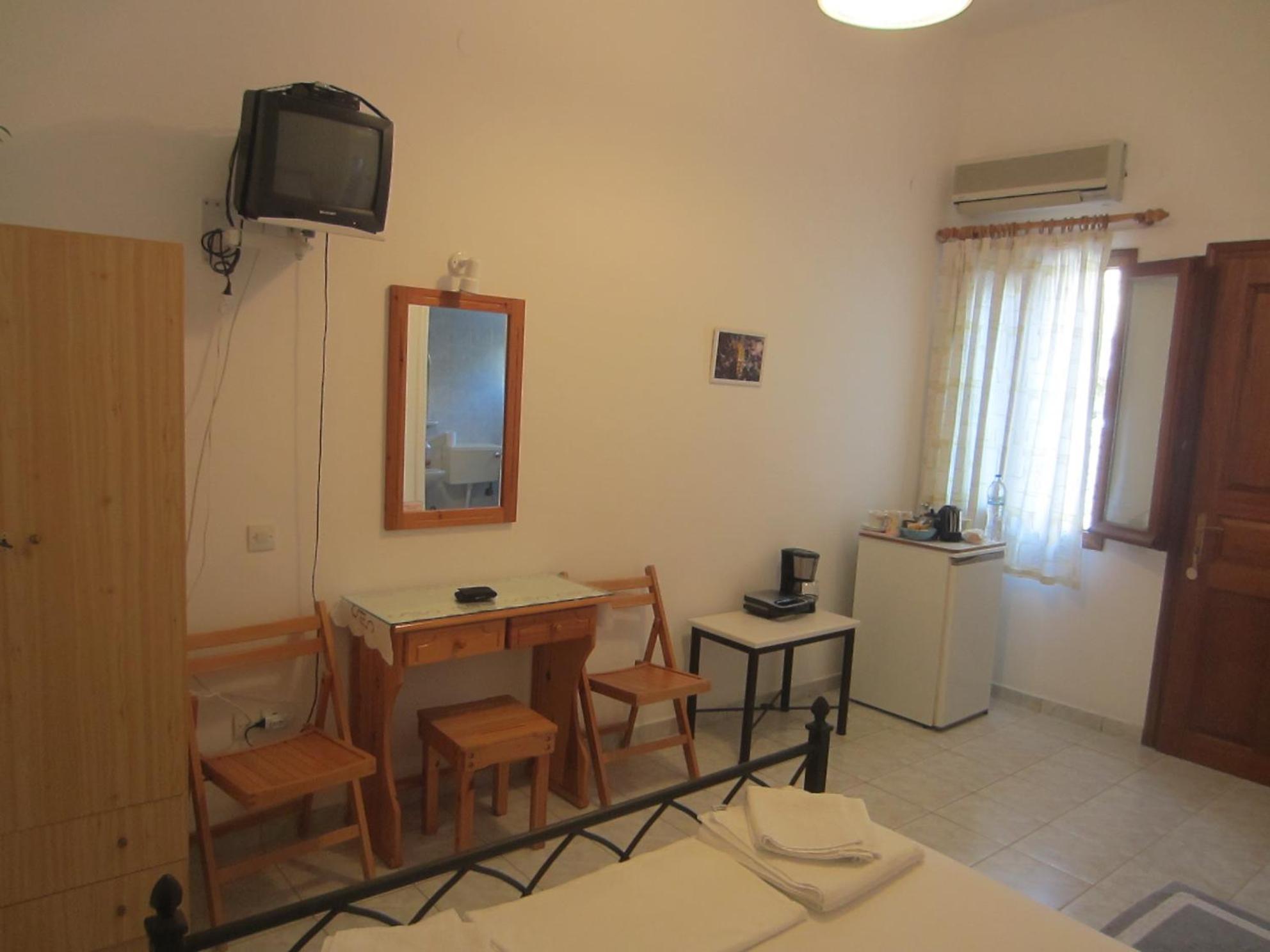 Katerina Apartments Triovasálos Zewnętrze zdjęcie